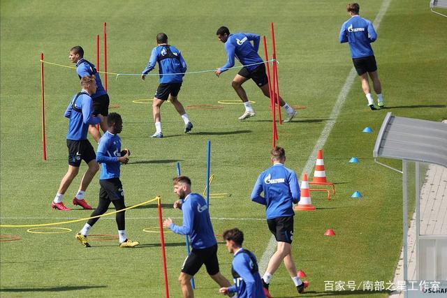 中国U17在亚洲杯表现突出，技战术水平显著提升